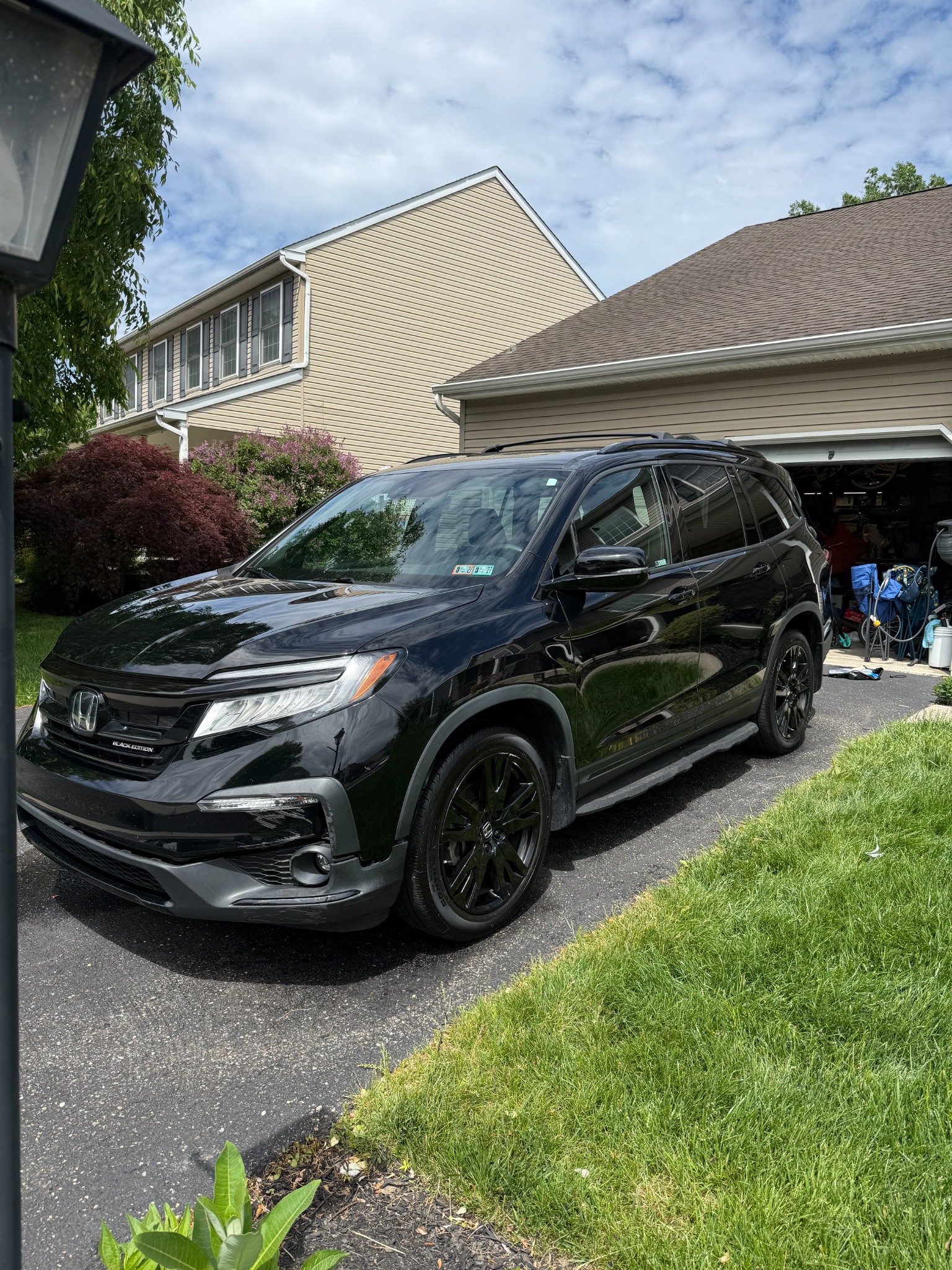 Honda SUV detailed