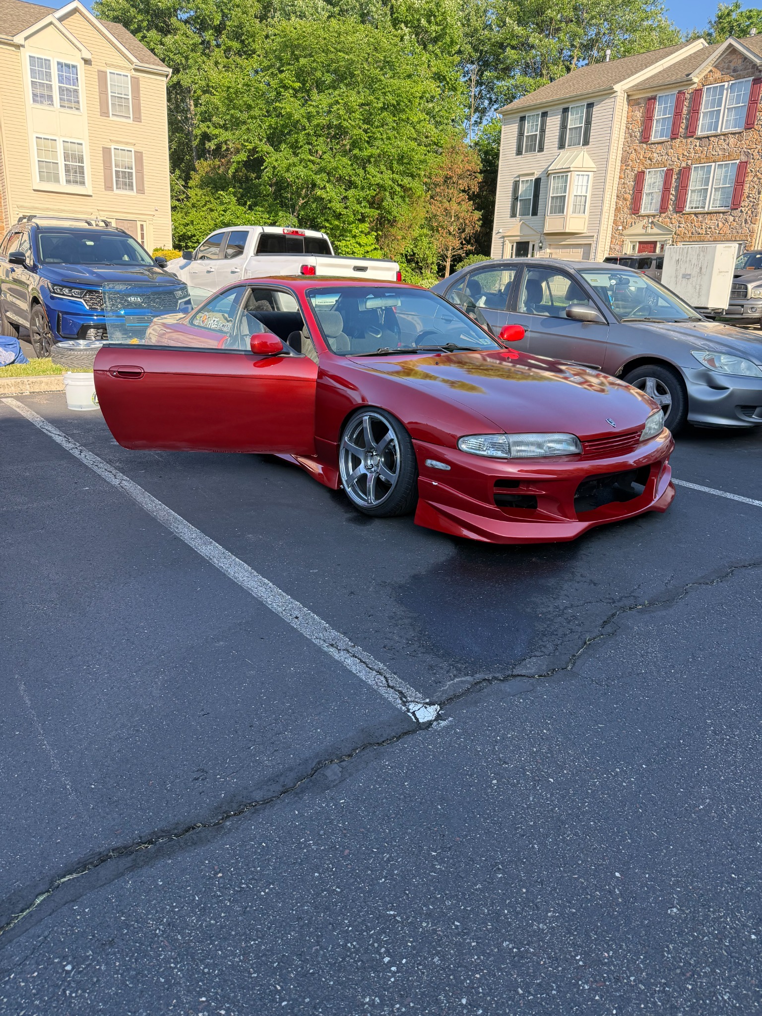Red coupe front detailed